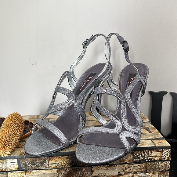 NINA Pewter Glitter Strappy Sling Back Dress Sandals - Size 7 - Picture 11 of 13